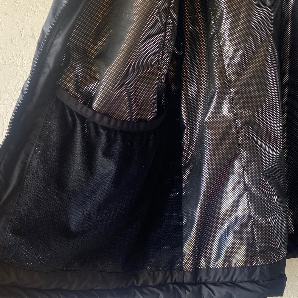 Columbia Women's Black Ski Jacket - Picture 5 of 6